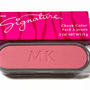 MARY KAY Signature NIB Rare Blush PINK FLAMINGO